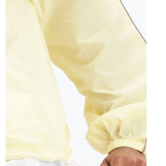 Fabletics Oversized Flyweight Windbreaker Jacket Lt Pearl/Bright White 3X‎ NWT - Picture 3 of 6